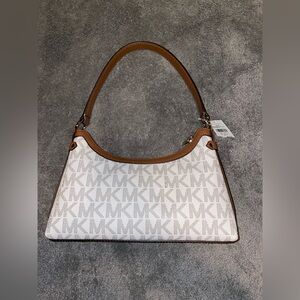 NWT Michael Kors Maeve MD Pouchette Shoulder Handbag